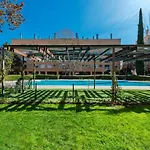Los Castanos Design Apartments In Conde Orgaz
